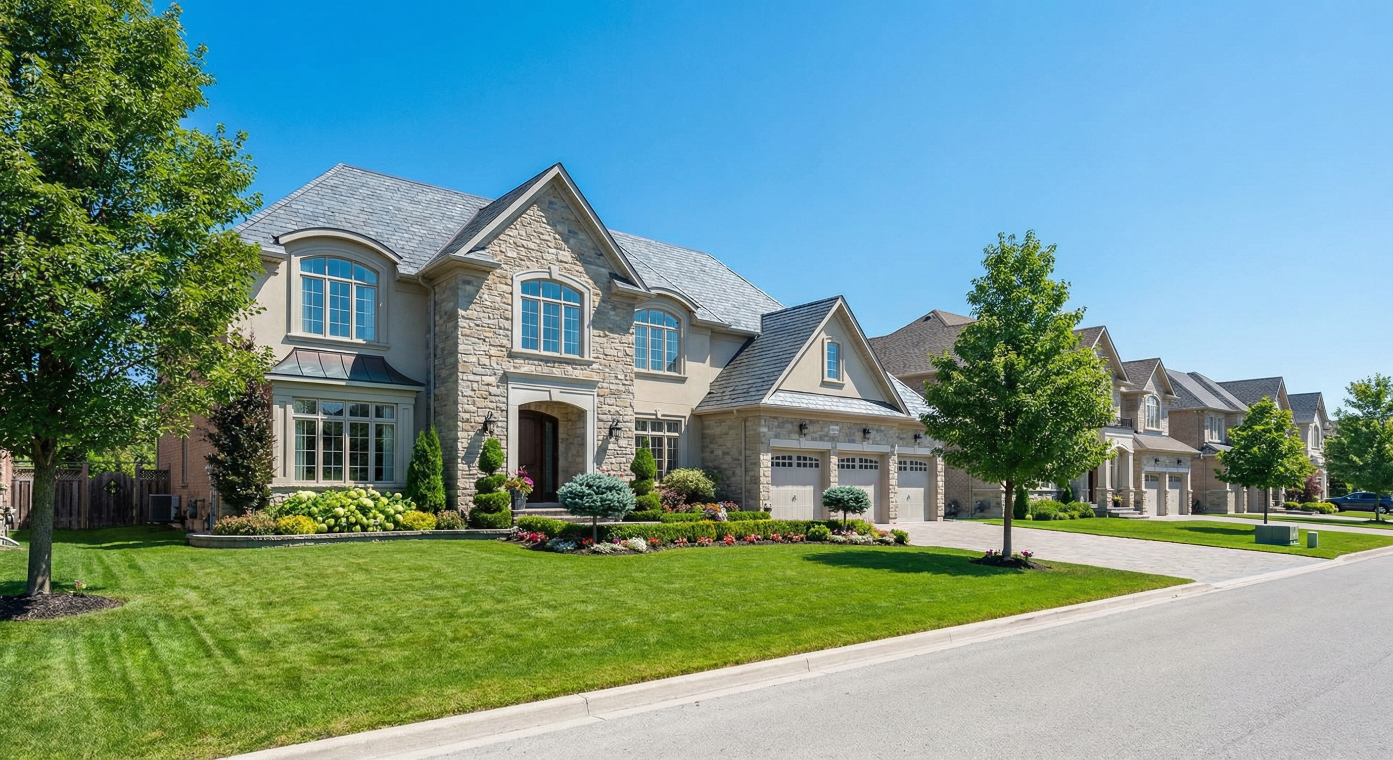 Luxury home in affluent neighborhood representing how the mortgage interest deduction disproportionately benefits wealthy homeowners
